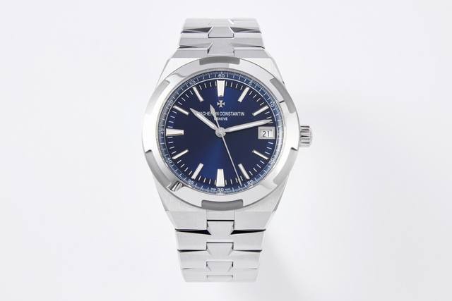 Brand: Vacheron Constantin Series: Overseas Series Color: Blue Size: 41mm Movem