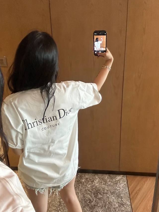 It's so comfortable to wear like this I'm attracted to Dior for the Nth time ~