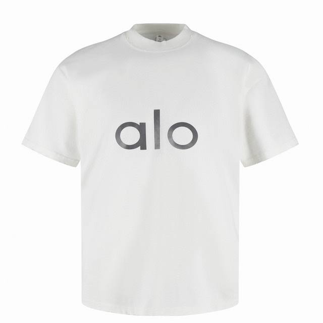 Exclusive supply of Alo worn reflective logo short sleeves fabric is made of 26
