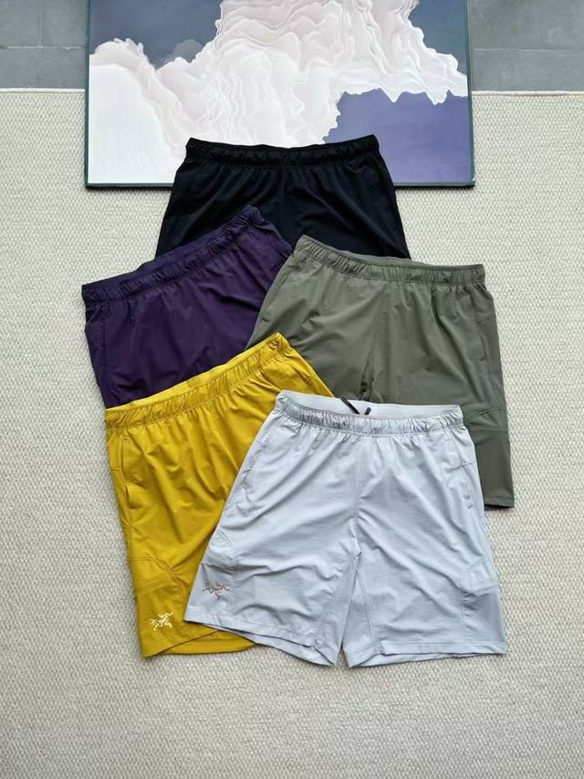 For Arc'teryx Couple Outdoor Quick-Drying Shorts Color: Obsidian Black Goldfish