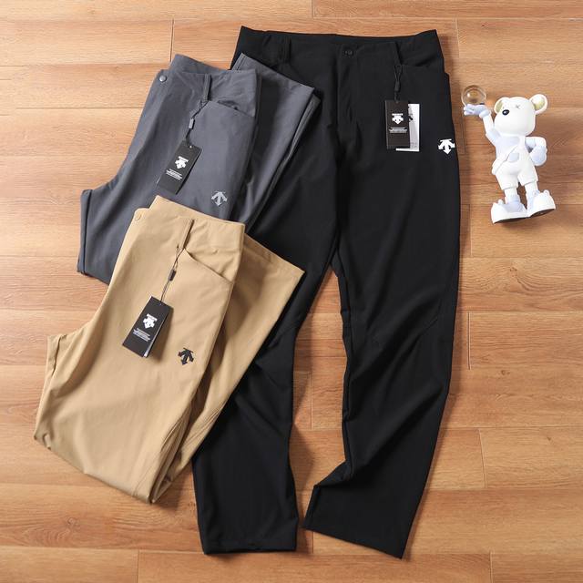 for New spring and summer products! Descente technology outdoor trousers Lightw