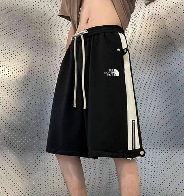 The North Face zippered vertical striped shorts for couples, high street style T