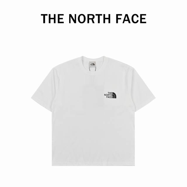 The North Face Tnf co-branded short-sleeved shirt with small square logos on th