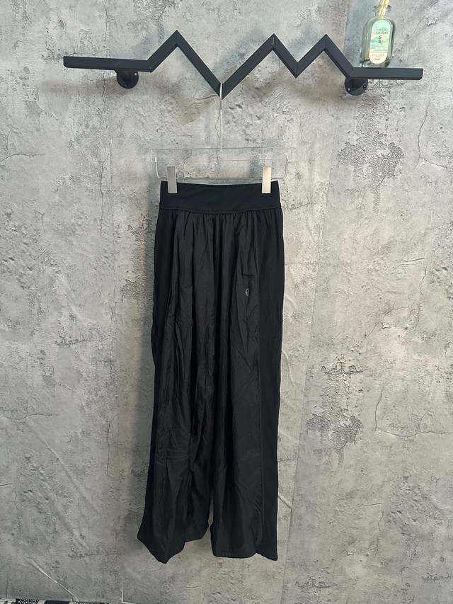 Lululemon Lightweight series lightweight and comfortable tennis sports loose str