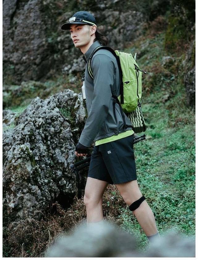 Kolon Sport Summer Men's Outdoor Quick-Drying Taped Shorts! The texture and work