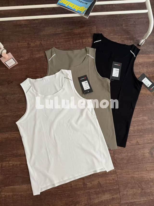 Lulu Lululemon Men's Metal Vent Tech Sports Laser Perforated Seamless Tape Brea