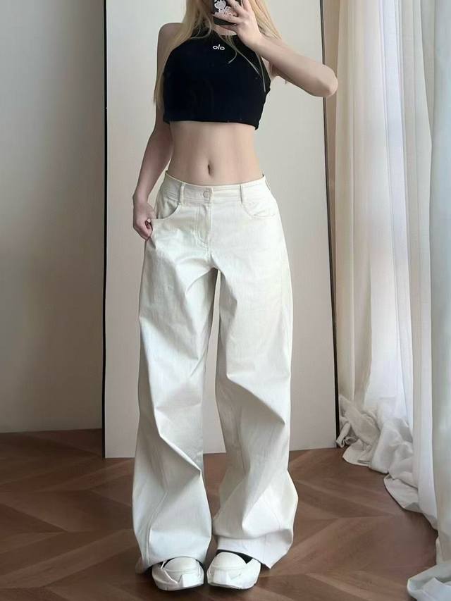Workwear wide-leg pants Oatmeal milk color Good figure should be worn to show it