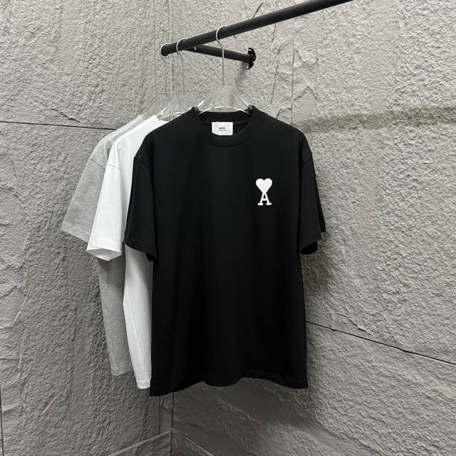 Ami* 2025 Spring and Summer new short-sleeved T-shirt simple classic big heart d