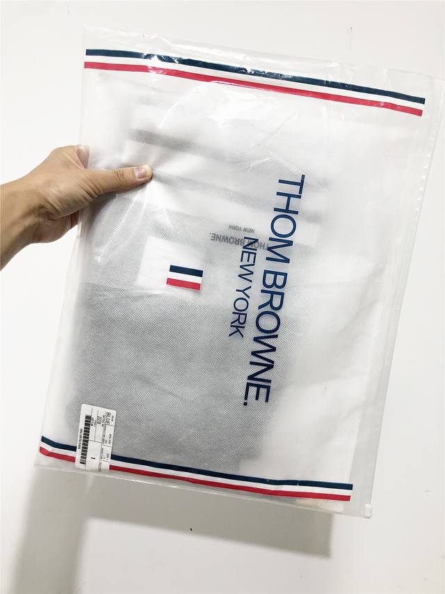New summer style, high version! Very good quality! Wear up to 200 pounds! Thom