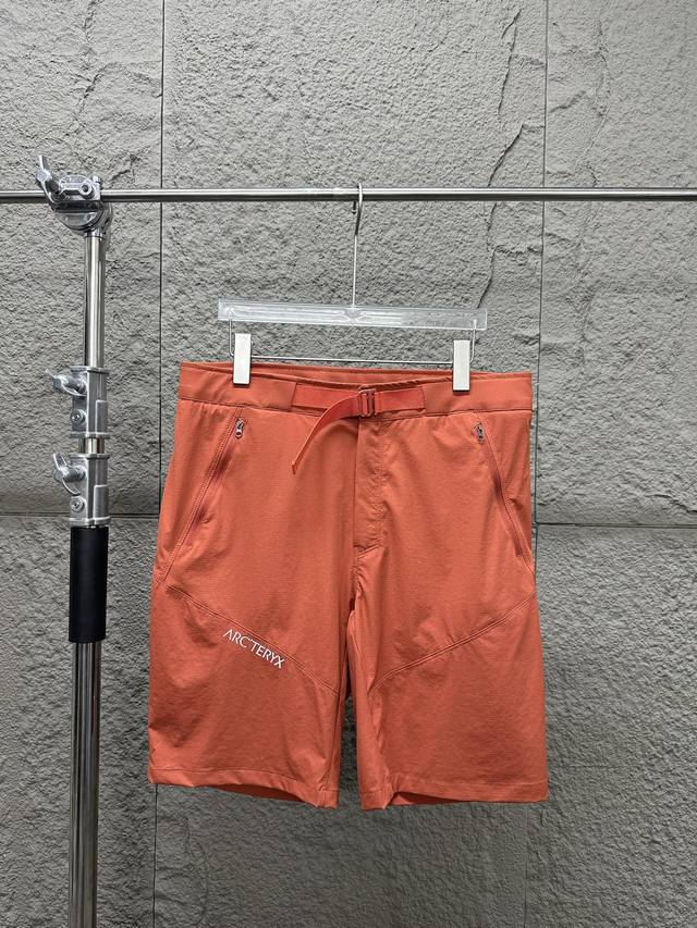 Arc'teryx 2025Ss summer new outdoor sports shorts. with front letter and back ic