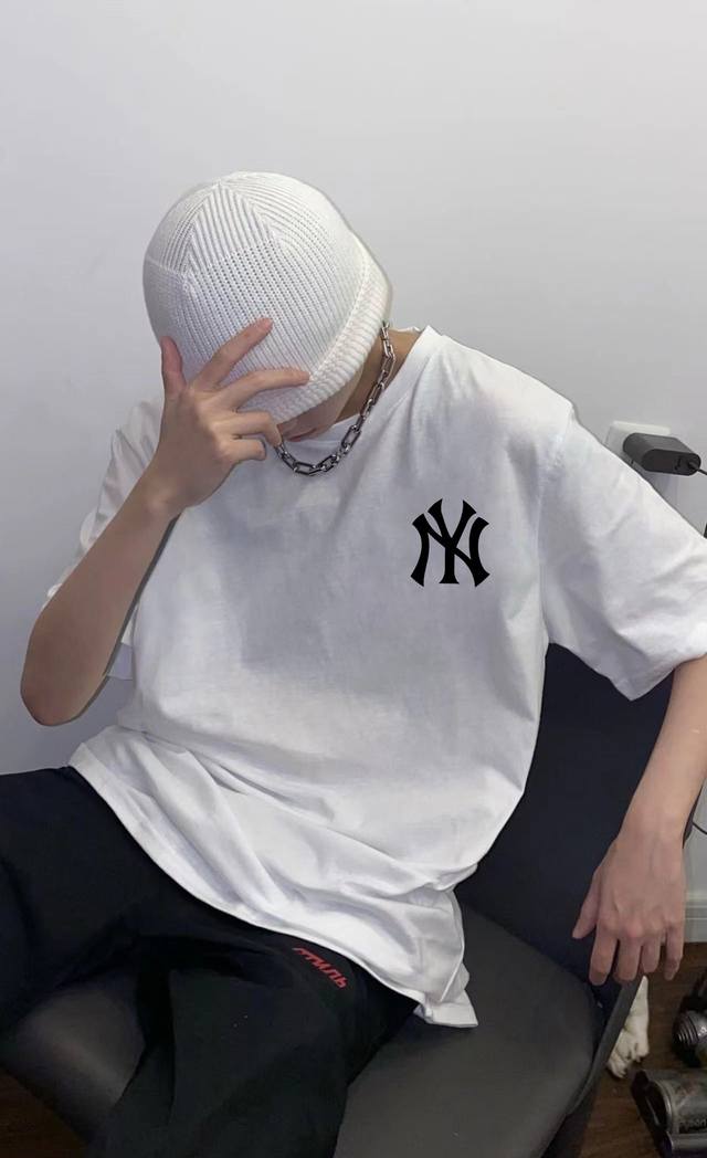 Mlb Yankees-Ny Brooklyn round neck short sleeve half sleeve T-shirt The fabric i