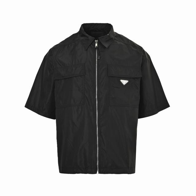 Prada 25Ss recycled nylon workwear short-sleeved shirt 1 This fabric is made of