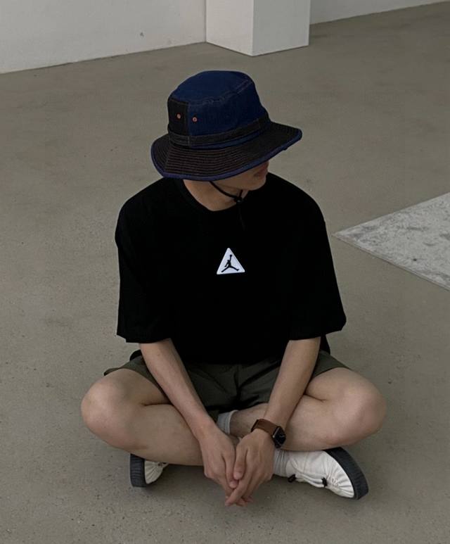 Ten Thousand Needle Embroidery Jordan Triangle Loog Letter Basic Loog Versatile