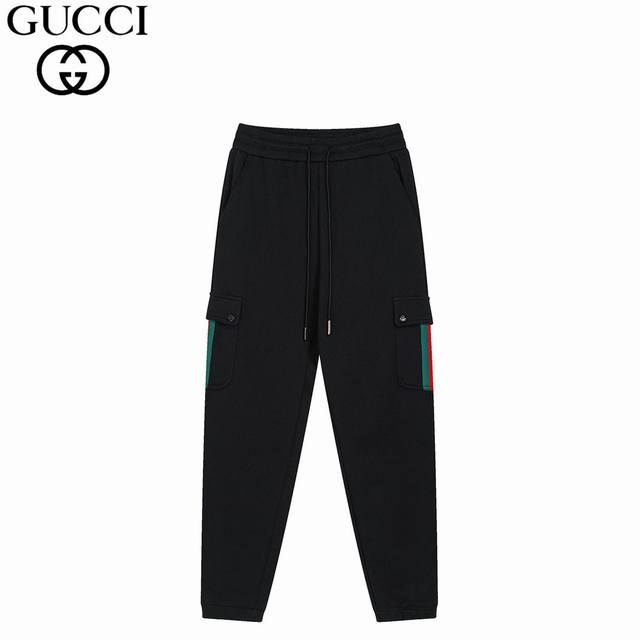 Gucci Gucci 24Ss Red and Green Web Pants The interlocking double G logo is cleve