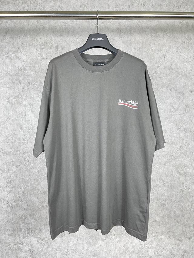 Real photos of the top version. Official quality Balenci*Ga Paris#Classic style,