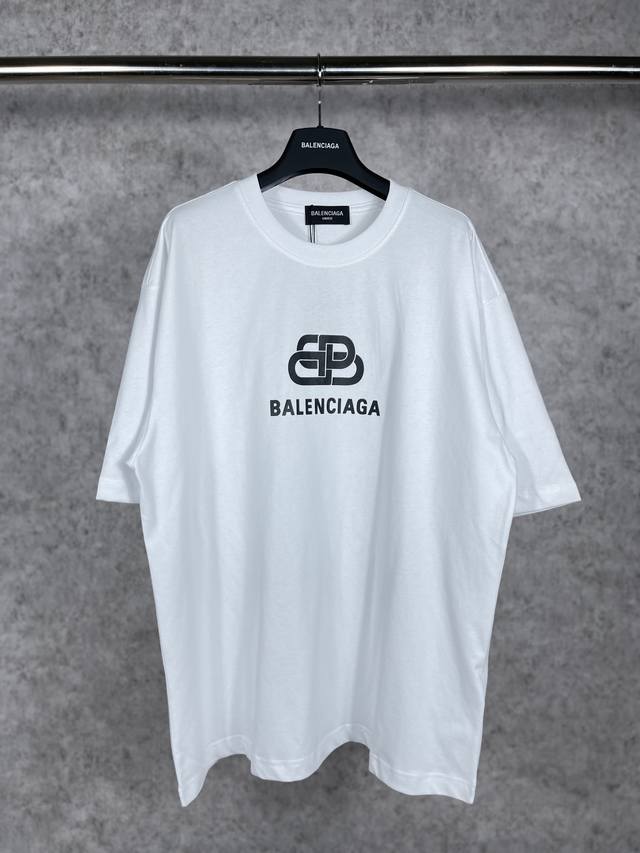 real shot top version. Official quality Balenci*Ga Paris. Classic style. Ss22#