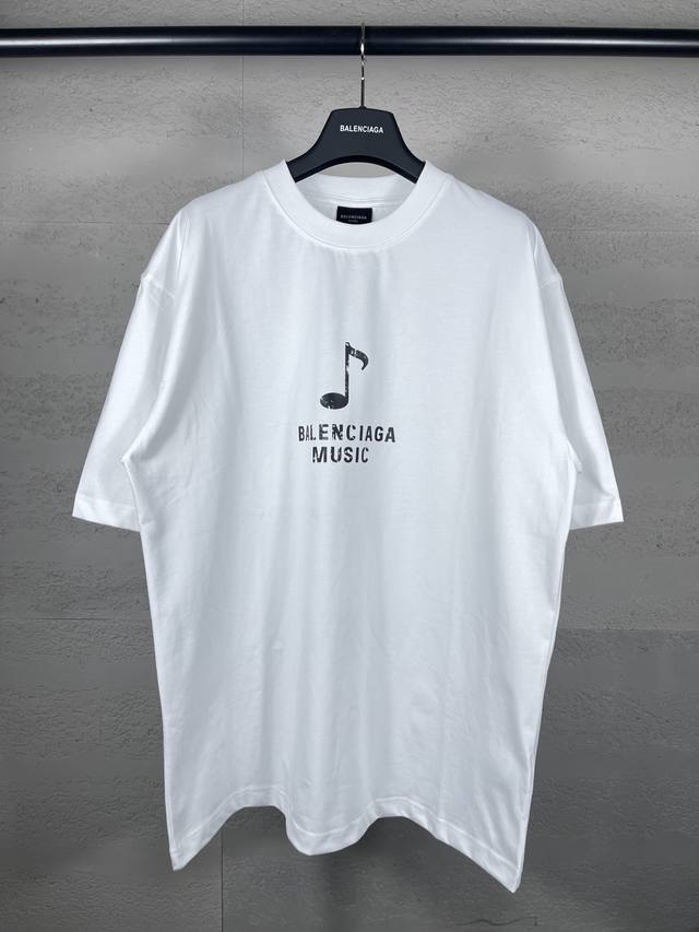 Real photos of the top version. Official quality Balenci*Ga Paris. New style. Fr