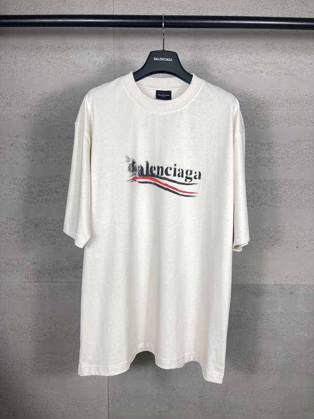 Real photos of the top version. Official quality Balenci*Ga Paris. New classic l