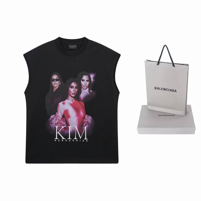 Real photos of the top version. Official quality Balenci*Ga 25 new style. Kimk's
