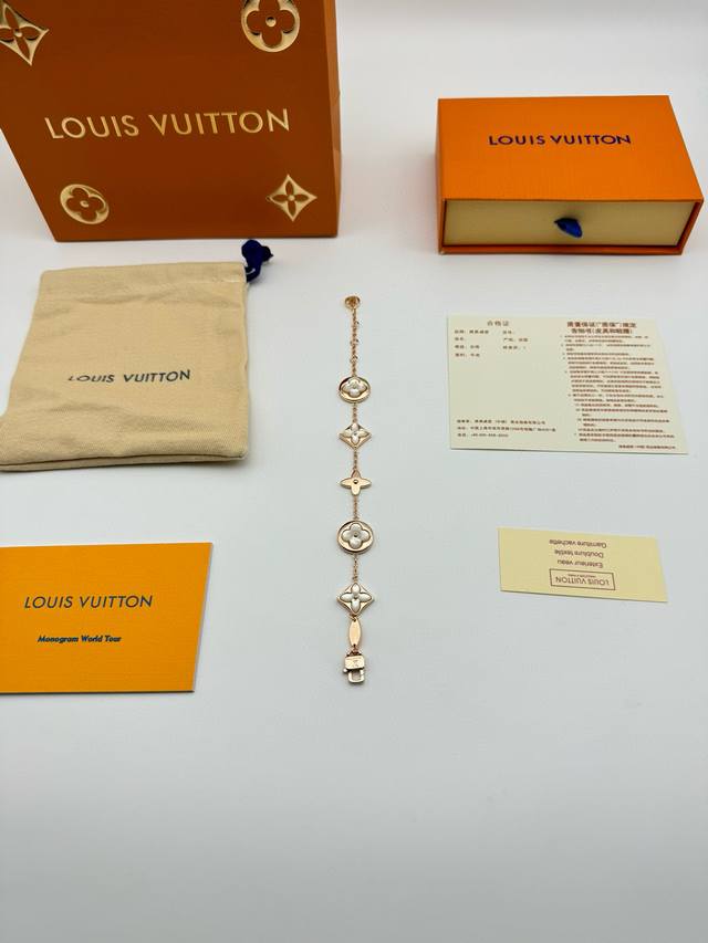 Lv Louis Vuitton round diamond mother-of-pearl bracelet purchasing level officia