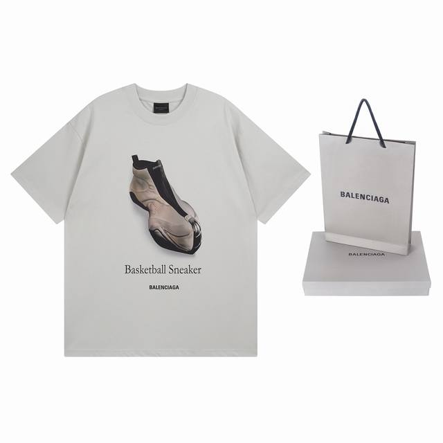 Real photos of the top version. Official quality Balenci*Ga Paris. Ss25 latest m