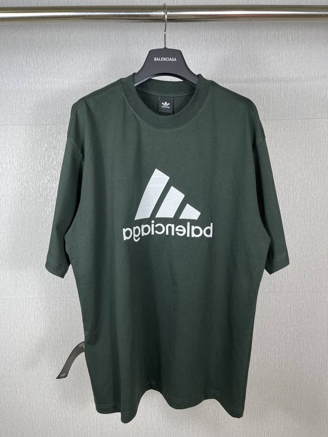 Real photos of the top version. Official quality Balenci*Ga Paris co-branded Adi