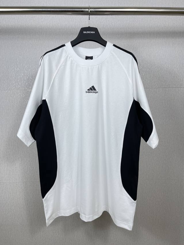 Real photos of the top version. Official quality Balenci*Ga Paris co-branded Adi