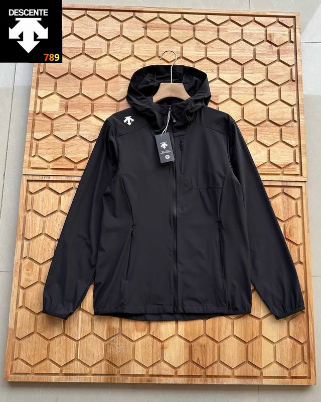 New Release Descente Summer Long Sleeve 2025 Men's Casual Summer New Outdoor Sp