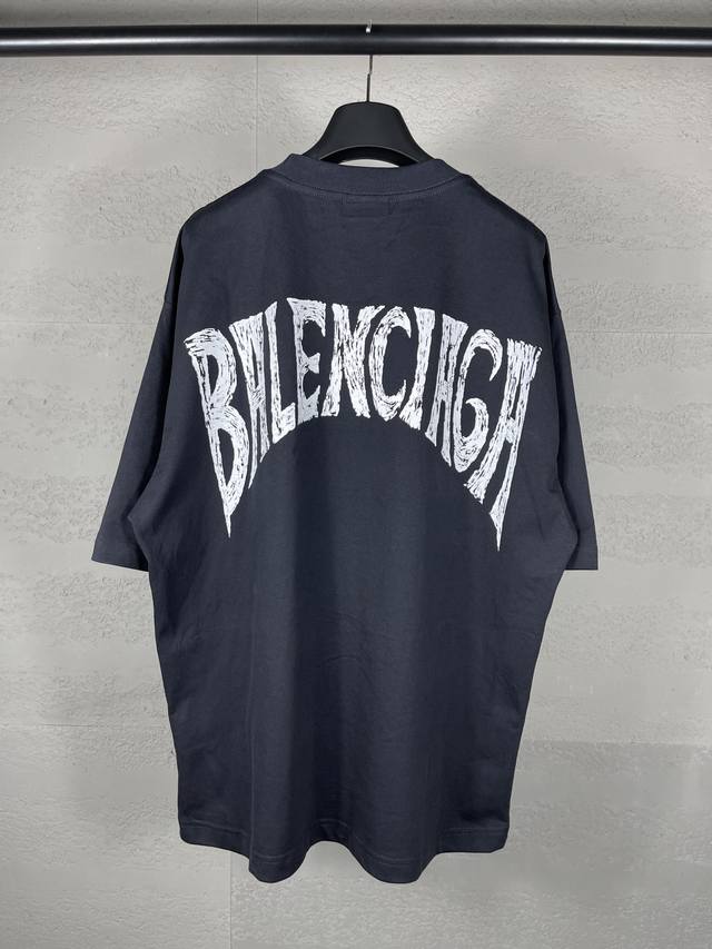 Real photos of the top version. Official quality Balenci*Ga Paris. 24Ss new swea