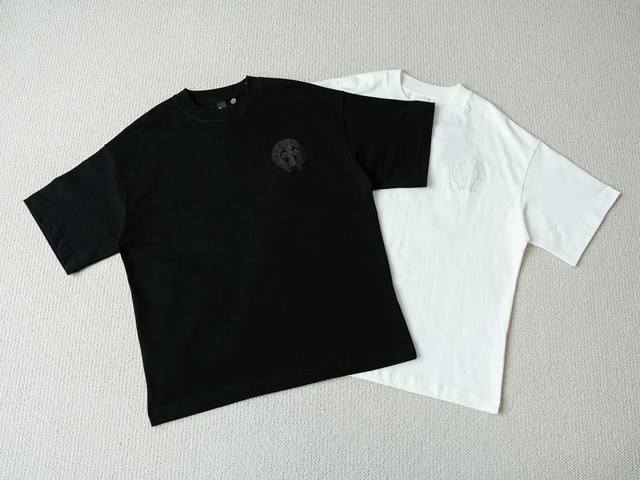 Top Tee Chrome Hearts S S25 Horseshoe Cross Leather Logo Round Neck Short Sleev