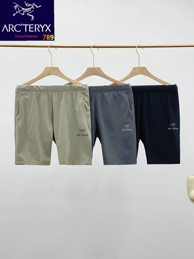 Arc'teryx Outdoor hot goods, big brands, the same style, quick-drying sports la