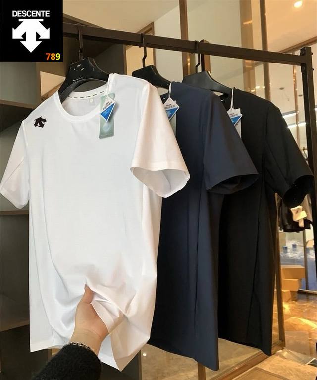 Descente summer new style, seamless ice silk short sleeves DDD, counter style,