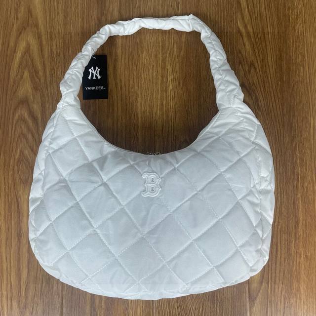 Mlb Ny New York Yankees Large Diamond Zipper Closure Cloud Dumpling Bag Underarm