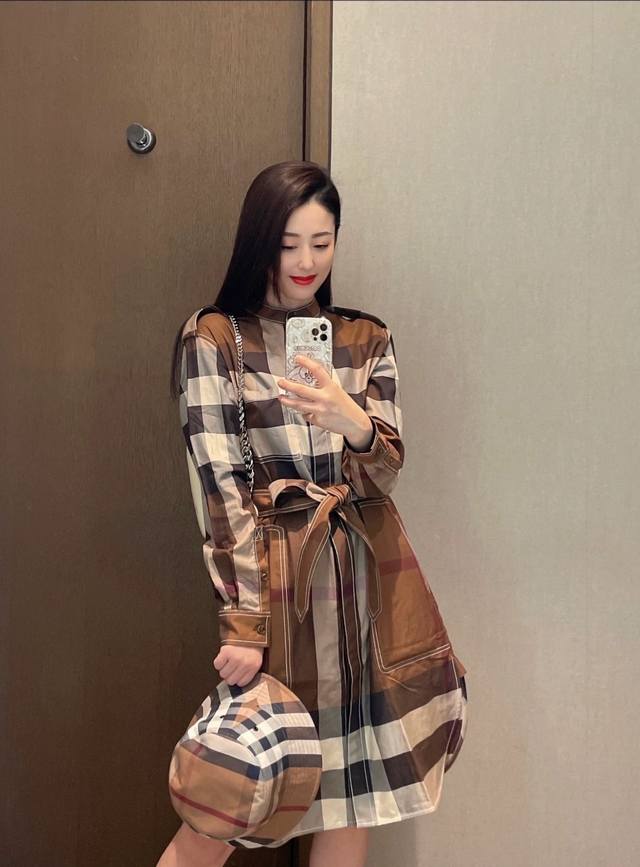 New arrival Burberry classic plaid dress Birch brown Maillard brown for summer a