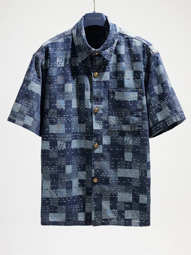 X Nigo new co-branded express delivery This is the third season Nigo co-branded