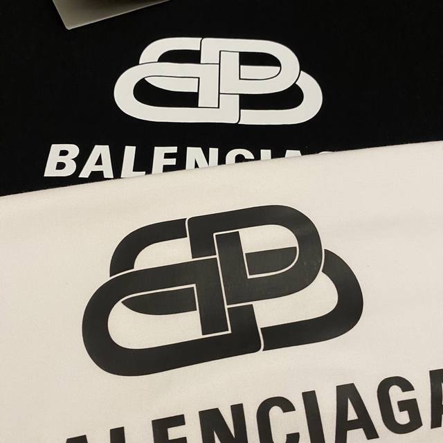 Balenciaga Balenciaga classic lock letter couple short-sleeved is comfortable an