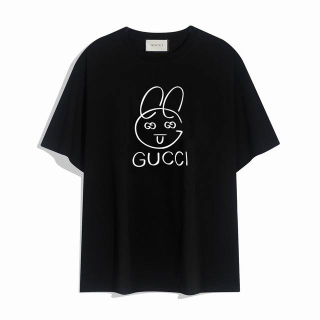 Gucci bunny letter print short-sleeved T-shirt, the design looks full of high st