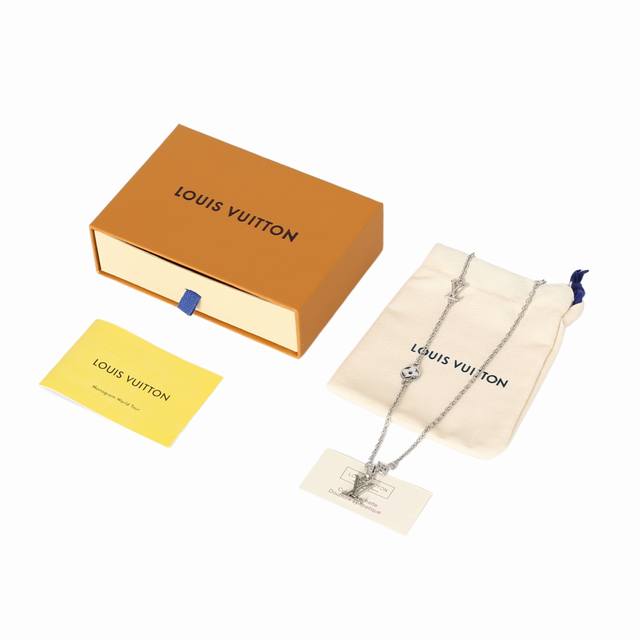 Louis Vuitton logo design-metal parts-necklace pendant-men's style-silver new st