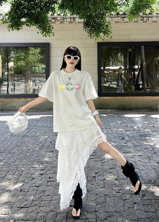 Lv Louis' new couple's basic casual T-shirt with round neck and short sleeves, s