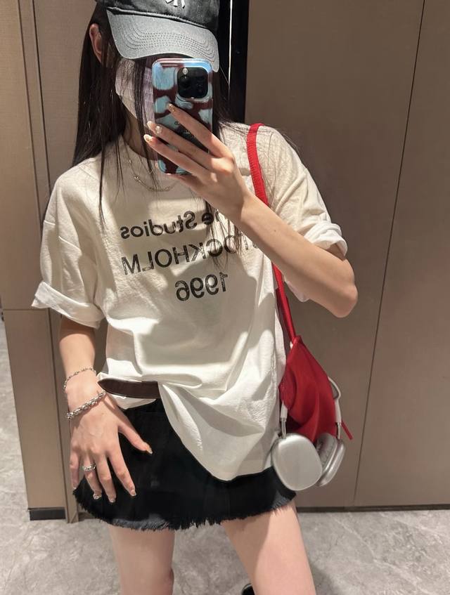 Off-white model picture, old cotton T-shirt, so fashionable and city, I love it!