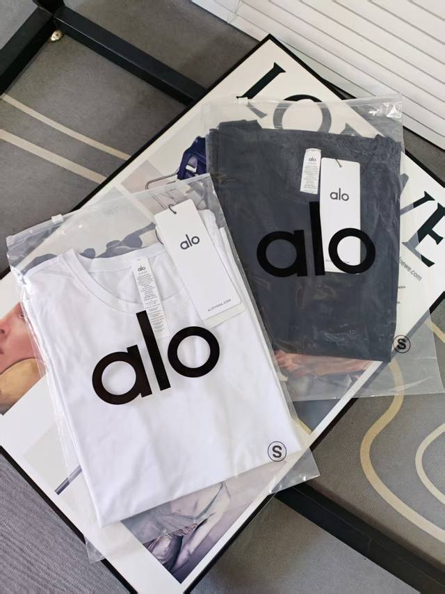 Details-Alo back collar reflective small logo basic slim short sleeve size chart