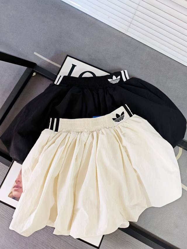 Ad Flower bag short skirt Spliced lining anti-exposure safety pants I really can