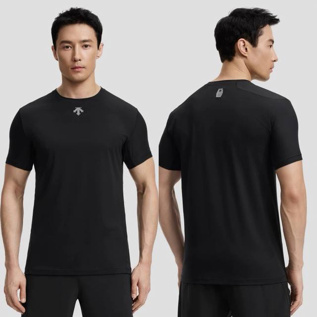 Details of the new Descente quick-drying T-shirt Descente Training series Hexa m