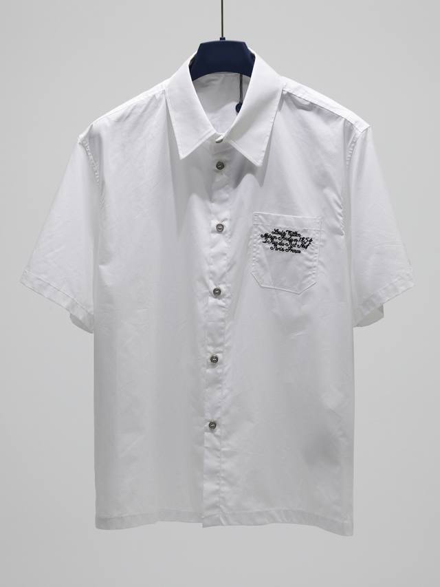 X Nigo new co-branded express delivery This is the third season of Nigo co-brand