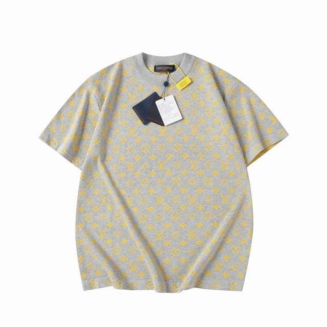 Louis Vuitton Monogram Full Logo Knit Short Sleeves This crew neck sweater is ma