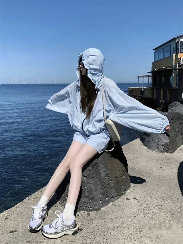 Lululemon Meet the summer fairy blue, Lululemon's dream choice The summer sun is