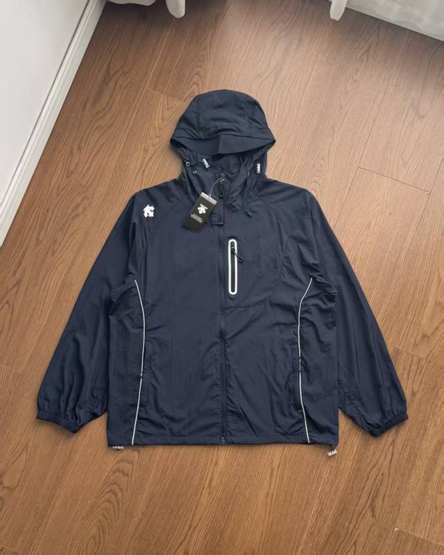 New arrival! Descente 2025 spring and summer hit ice silk sunscreen jacket! Out