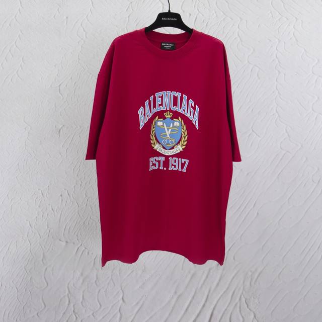 Aenia Parisian short sleeves Name: University cracked T-shirt #The highest versi