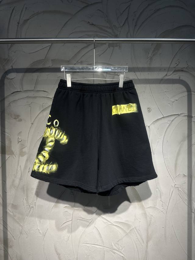 Xiaoxiang graffiti hand-painted shorts shorts heavy-duty washed and cut effect