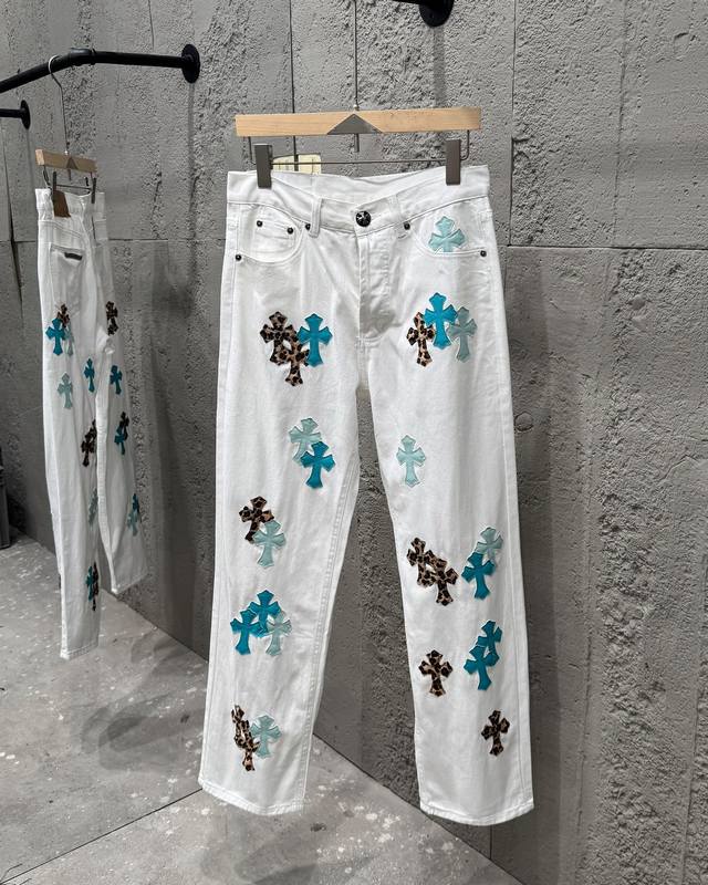 Chrome Hearts 25Ss white pants with three-color leopard print and blue leather j